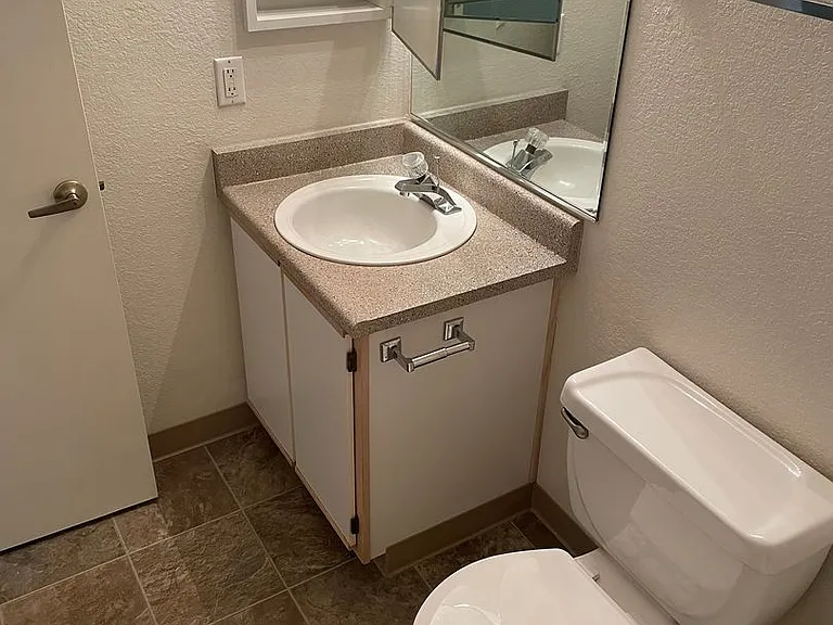 Bonita Court — Photo 24