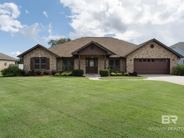 9462 Lakeview Dr, Foley, AL 36535