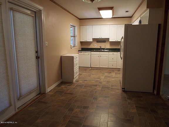 5th image of 129 MAGNOLIA Avenue