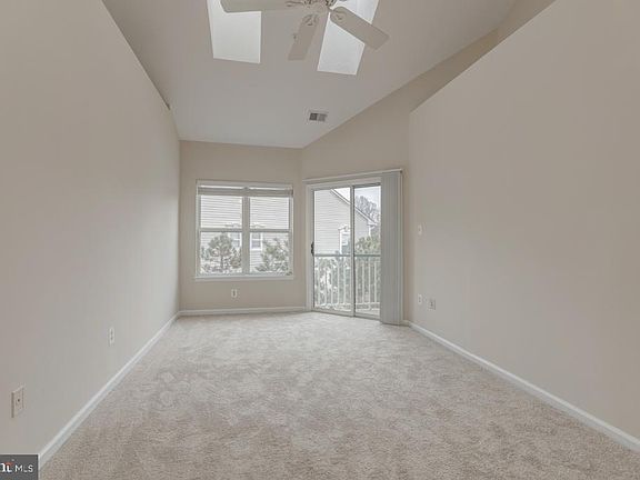 5th image of 6555 Grange Ln Unit 404