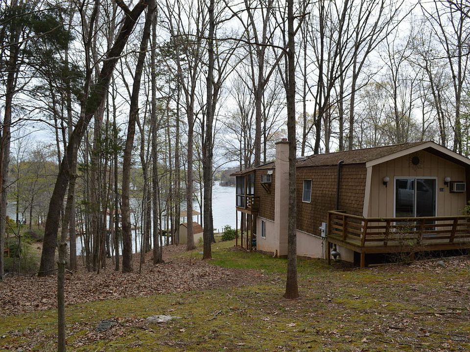 1st image of 214 Summer Ln