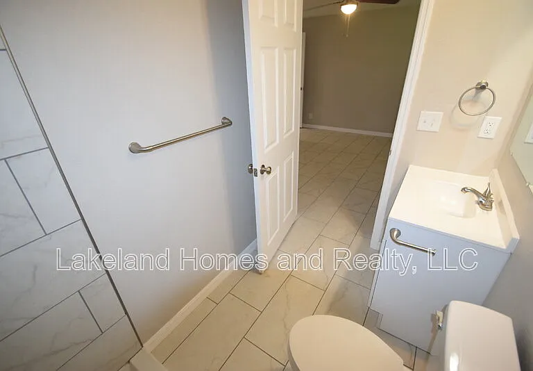 527 Garden Dr N #2 — Photo 10