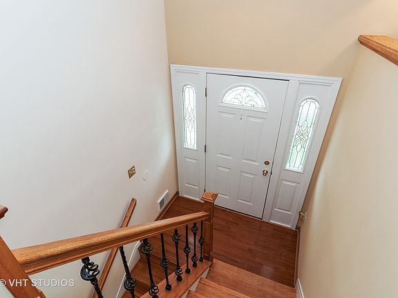3rd image of 1917 Towner Ln