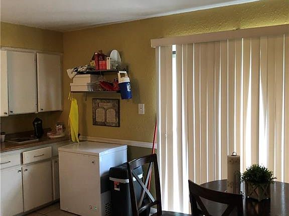 4th image of 715 Alabama St
