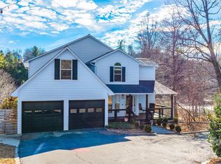 968 Plantation Dr, Marion, NC 28752