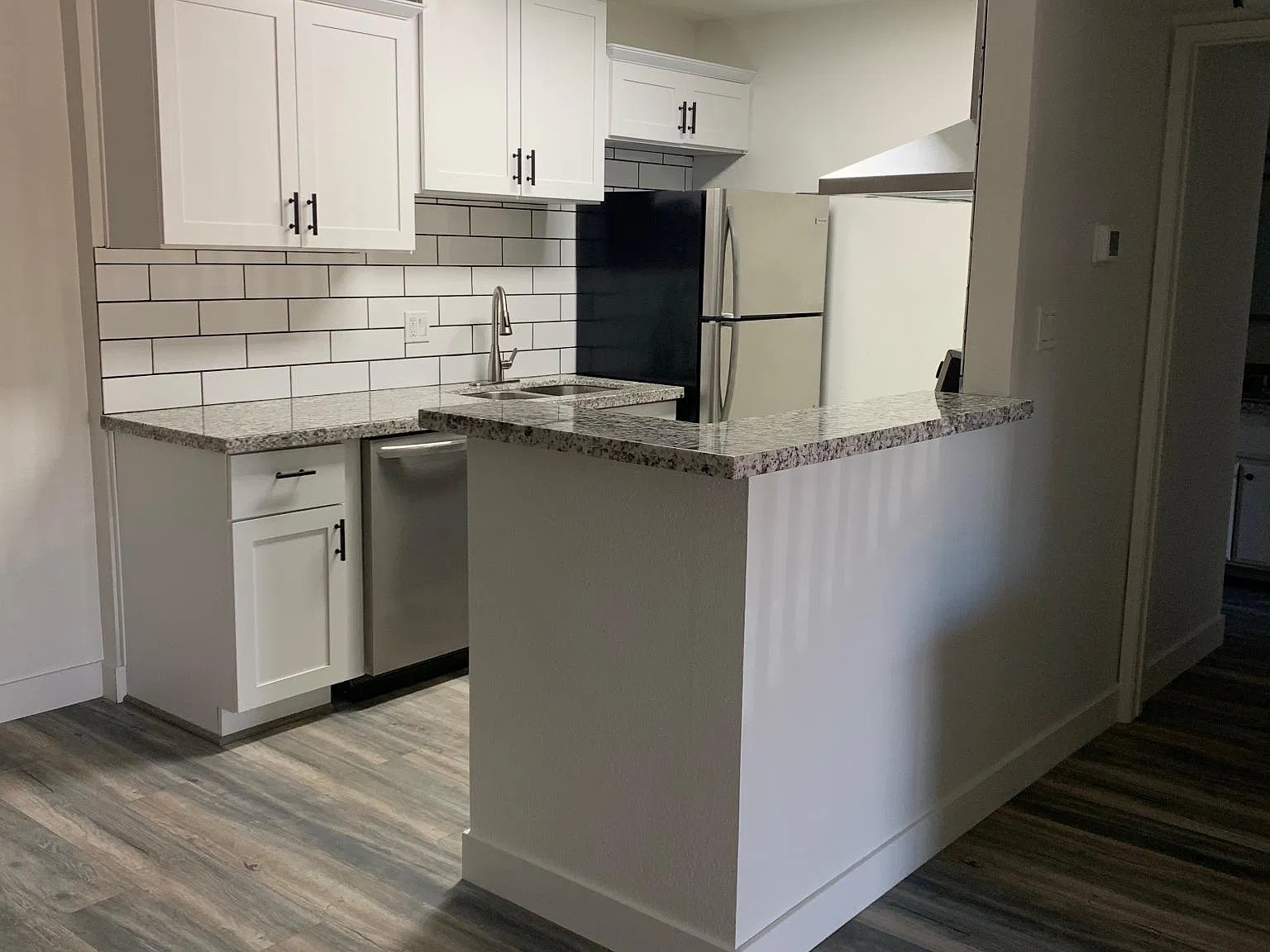 5525 E Thomas Rd — Photo 1
