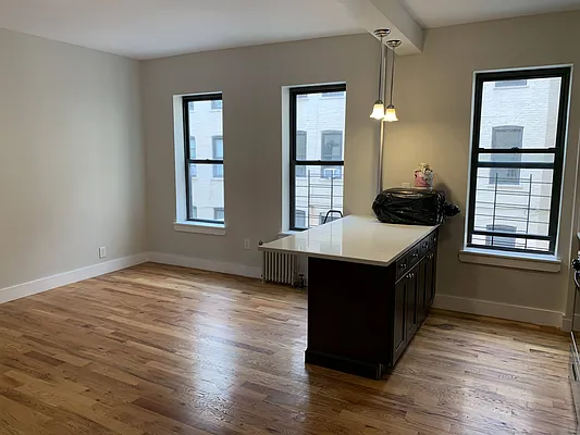 Rented by Abba Realty Associates INC | media 4