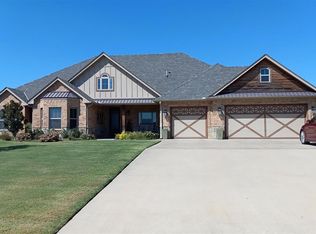 4006 NE Mossy Oak Dr, Lawton, OK 73507
