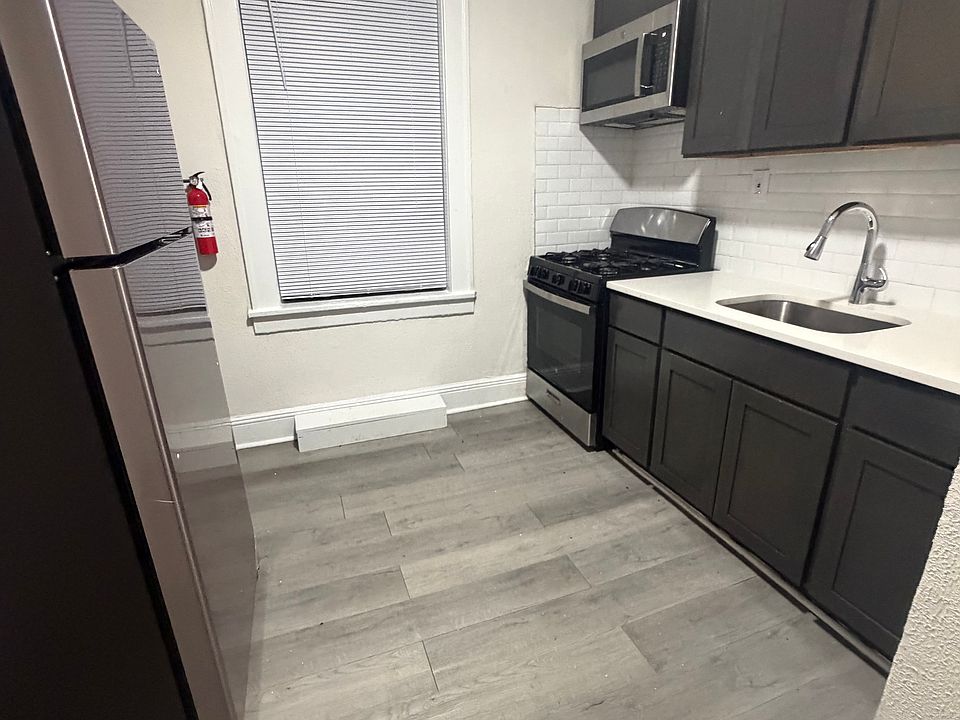 1st image of 276 Beech St #7