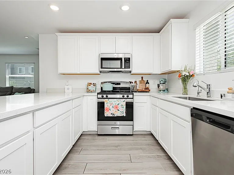 10713 Bendmore Ct — Photo 27