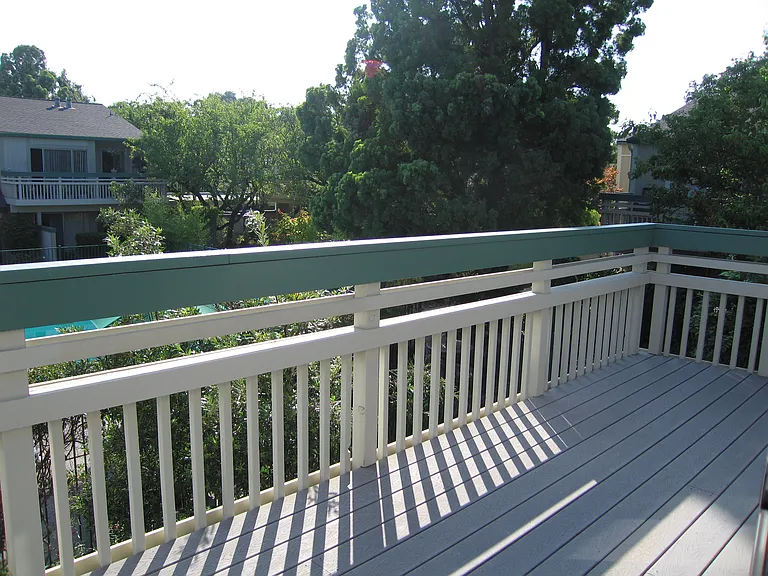Live Oak Apartments — Photo 148