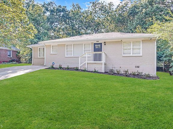 3rd image of 2083 Meador Ave SE