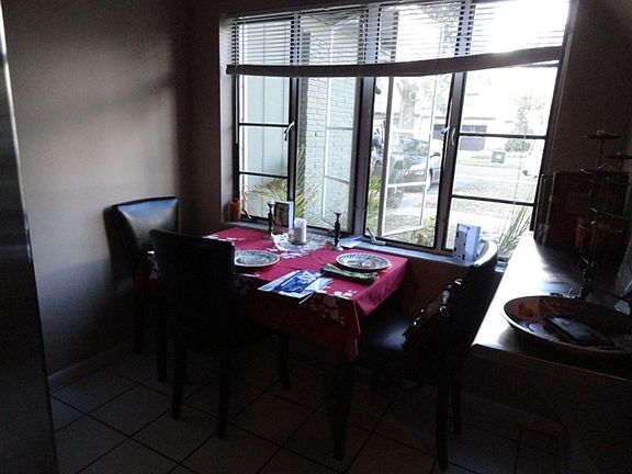 5th image of 1460 Magnolia Ave