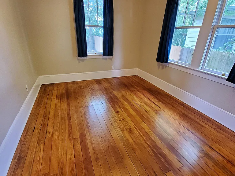 4527 Lawnview St — Photo 24