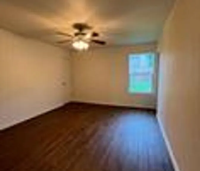 403 Olaf Dr — Photo 6