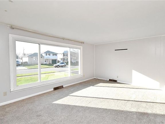 3rd image of 175 Vern Ln