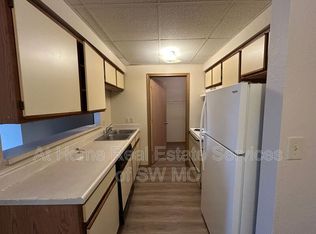 702 E Bain St, Ozark, MO 65721