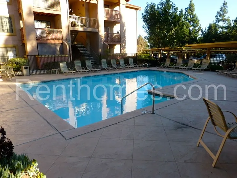 12051 Alta Carmel Ct #199 — Photo 18
