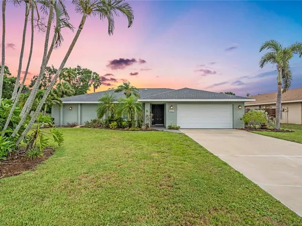 8402 14TH AVENUE NW, BRADENTON, FL 34209