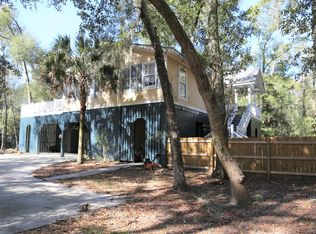 24 Cotton Bay Rd, Edisto Island, SC 29438