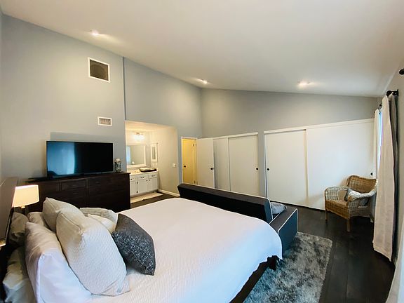 3rd image of 3996 Mahaila Ave Unit B