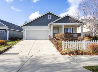 3757 SW 30th Ct, Redmond, OR 97756