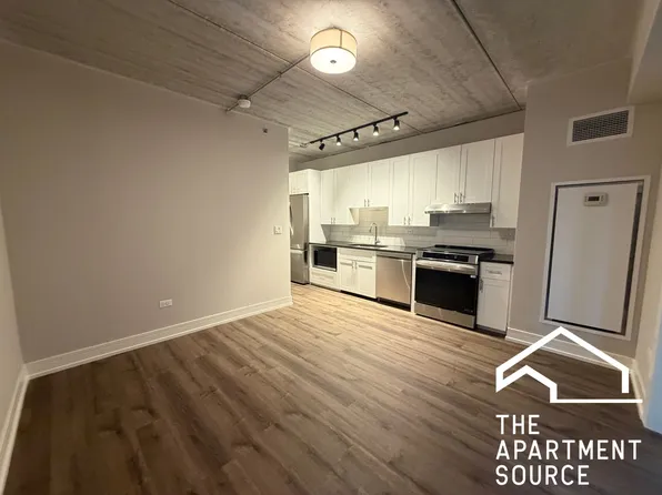 954 W Carmen Ave, Chicago, IL