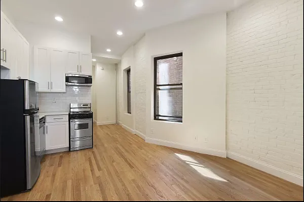 Rented by Compass | media 19