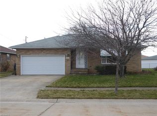 4875 Autumn Ln, Brooklyn, OH