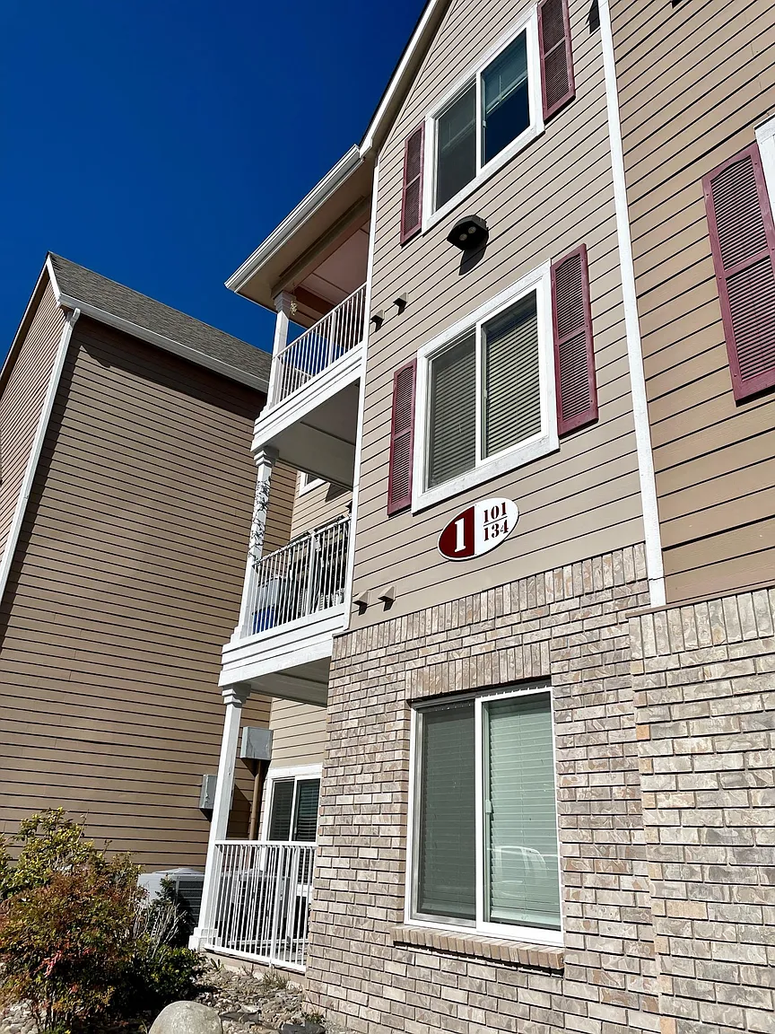 200 Talus Way APT 102 photo 1