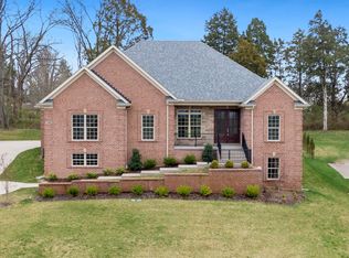 13008 Shamus Ct, Louisville, KY 40299