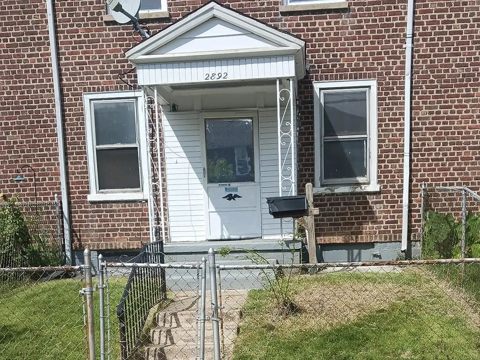 2892 N Constitution Rd