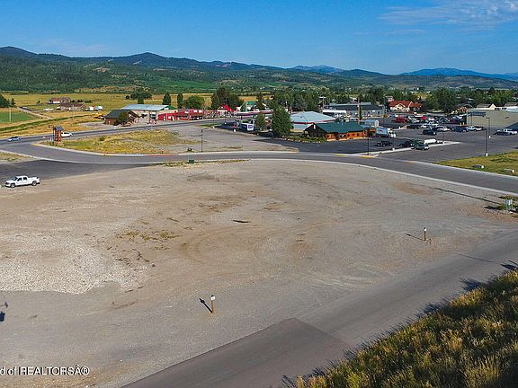 5th image of 7 Business Park