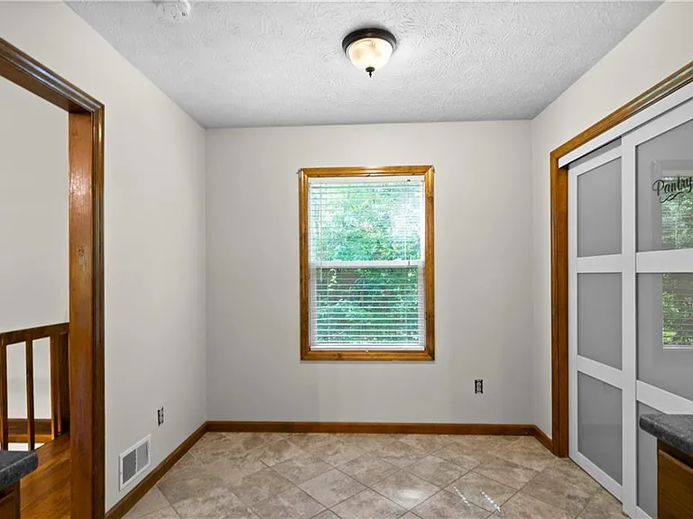5405 Iris Dr SW — Photo 9