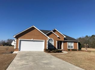 32 Kingsridge Dr, Broxton, GA 31519