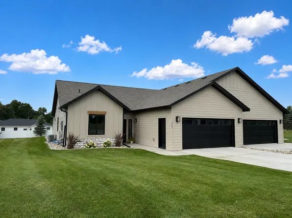 117 Altavista Dr, Detroit Lakes, MN 56501