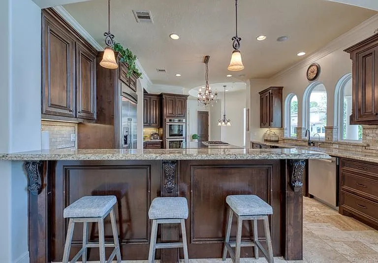 5623 Waters Landing Ln — Photo 13
