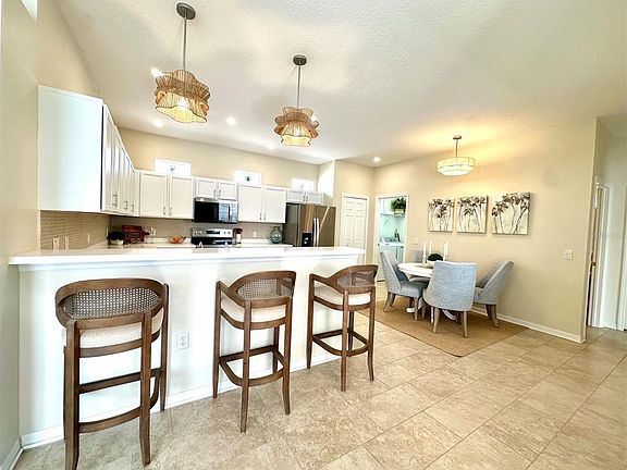 5th image of 8137 Ponkan Rd