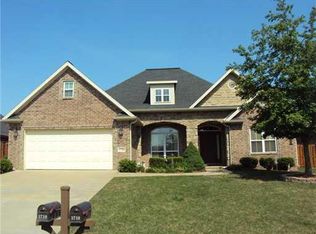 5719 S Chanberry Ln, Rogers, AR 72758