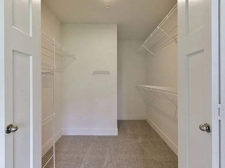 Chase Creek Apartment Homes — Photo 39