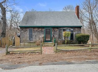 79 Pecksuot Rd, Weymouth, MA 02191