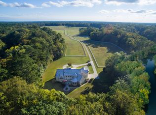 4200 Lake Point Rd, Suffolk, VA 23434