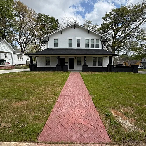402 N Church St Photo 1