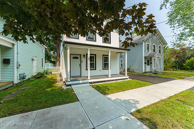 2nd image of 87 Lincoln Avenue