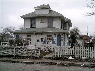 1st image of 2106 Bellefontaine St