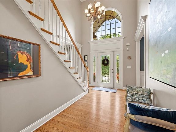 2nd image of 209 Greenwood Dr