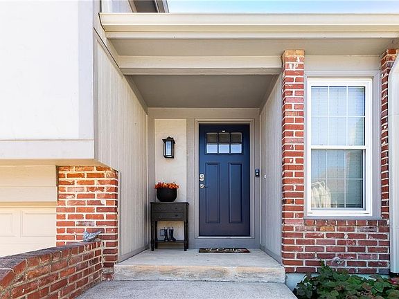 2nd image of 11108 Delmar Ct