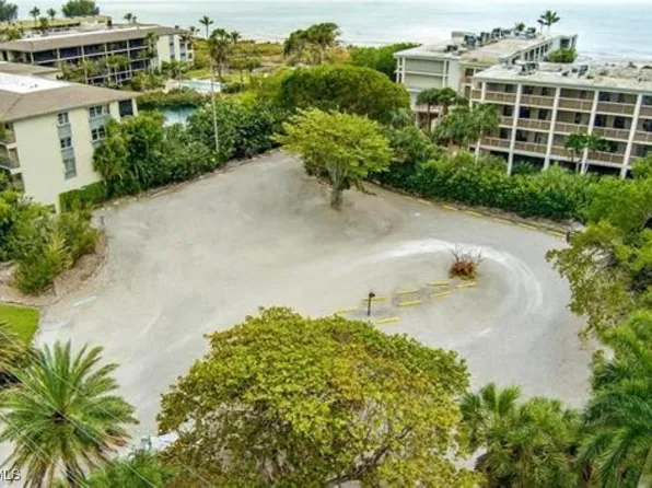 2761 W Gulf Dr, Sanibel, FL 33957