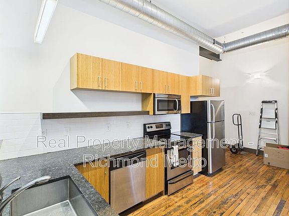 3rd image of 1322 W Broad St APT 3F
