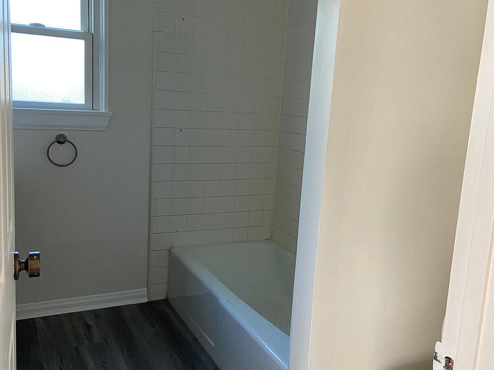 1st image of 220 S Rexford Dr #222A